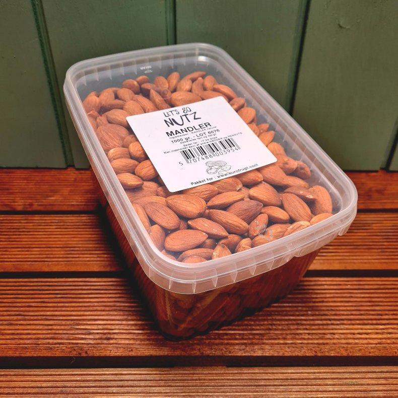 Mandler, uden skal, 1kg (kan ogs kbes p Nddekurven.dk)